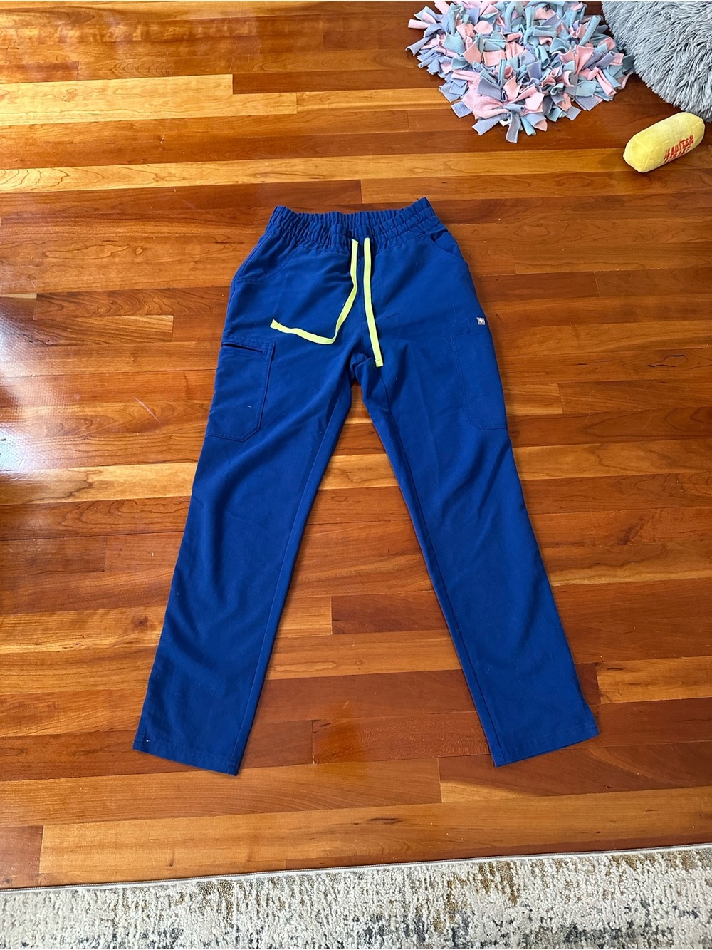 FIGS Yola Skinny Scrub Pants